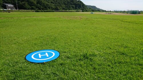 市川河川敷の風景