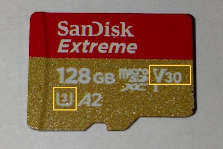 SanDisk Extreme microSDカード